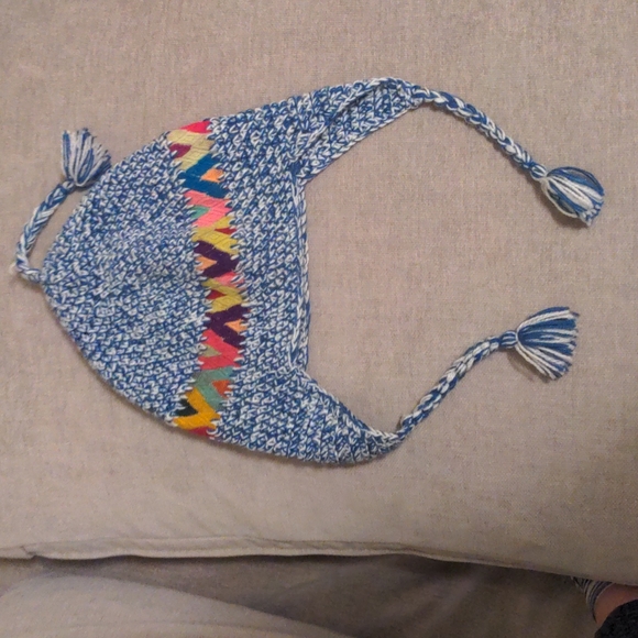 Peruvian hat - Picture 2 of 3